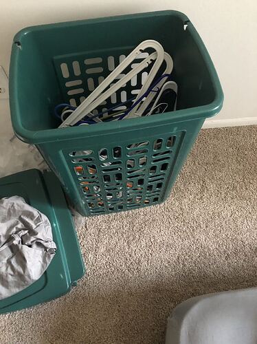 f0fa63e7360d3b338af7f2ea2a3abc79