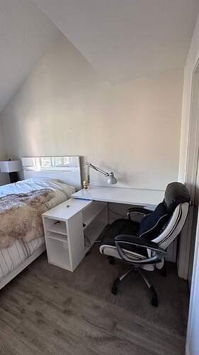 f76a3b9a3de944d581a6b6142debfefe