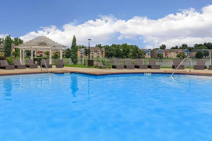 b6ebb304e90309e2c6eca7fb76565e8b